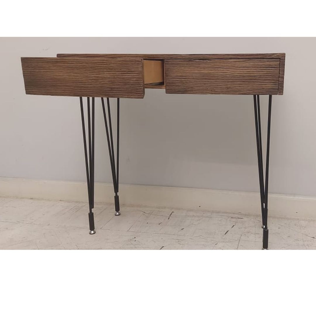 Urban Oak Console